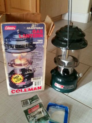 Vintage Coleman Model 288a700 Adjustable Two - Mantle Lantern W/ Box 1989