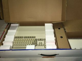 Commodore Amiga Starter A500 Complete With Boxes 3