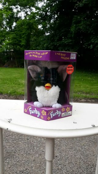 Vintage 1998 Electronic Furby Toy 70 - 800 black and white Tiger Electronics Box 2