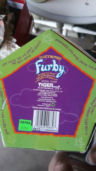 Vintage 1998 Electronic Furby Toy 70 - 800 black and white Tiger Electronics Box 7
