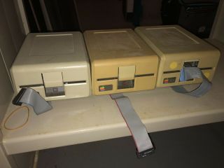 Apple 3 Computer With Accessories 6