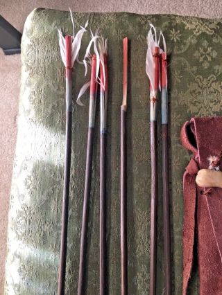 Vintage YOUTH ARCHERY 6 Plus Arrows In all LEATHER QUIVER 5