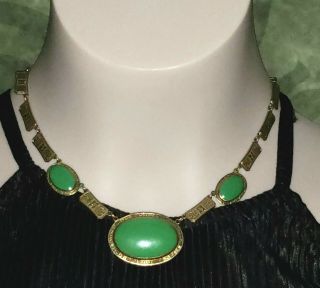 Vintage Art Deco Green Czech Peking Glass Gold Tone Necklace 3