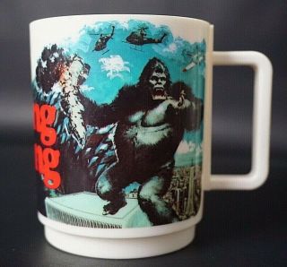 Vintage 1976 King Kong Cup Plastic Handle Coffee Cup Wrap Around Graphic Euc