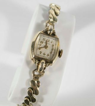 Women ' s Vintage WALTHAM 17J Mechanical Hand - Wind Watch 678 Movement 4