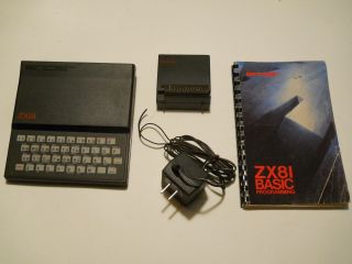 1982 Zx81 Sinclair Computer W/zx81 Basic Programming Book By Steve Vickers