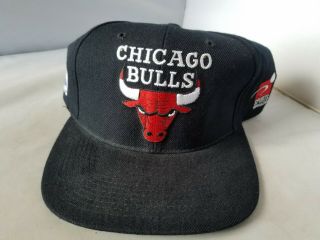 Chicago Bulls Snapback Hat Caps 2 Vintage Black Yellow NBA Team Logo 2