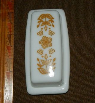 Vintage Pyrex Gold Yellow White Butterfly Floral Flower Butter Dish Lid Top (15)