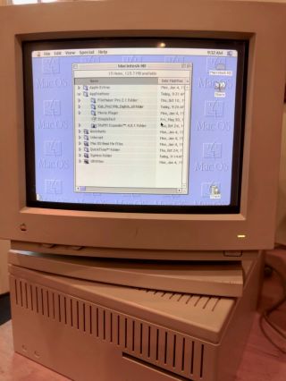 Apple Macintosh Quadra 700 M5920 - 2