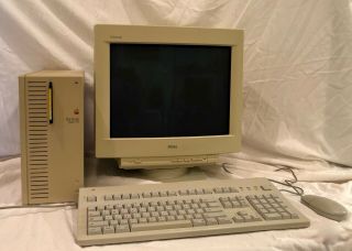 Apple Macintosh Quadra 700 M5920 - 3