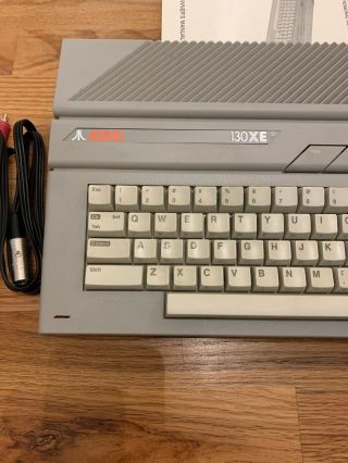 Atari 130XE.  M I N T.  Atari 800 XL compatible 8