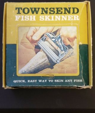 Vintage Townsend Fish Skinner