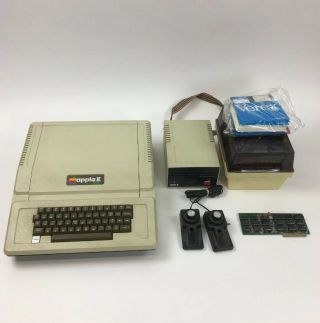Apple Ii Plus Computer A2s1016 Serial A2s2 - 111324 Disk Drive Software Paddles