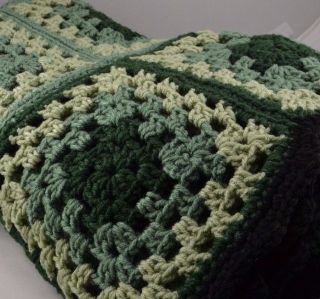 Afghan Vintage Throw Granny Square Scalloped Handmade Couch Bed Blanket 90 X 47