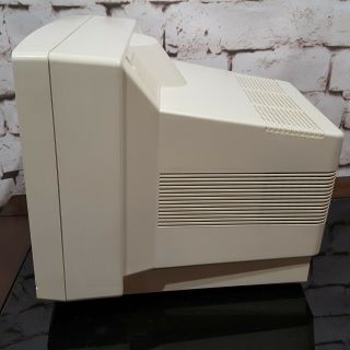 Commodore 1084S - D2 Monitor for C64,  C128 Amiga 500 600 1200 2000 3000 4000 9