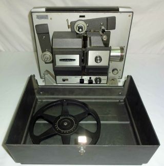 Vintage Bell & Howell 8mm 8 Reel Projector 466A 2