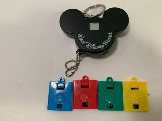 Vintage Disney World Mickey Mouse Mini " View Master " Keychain With 4 Slides