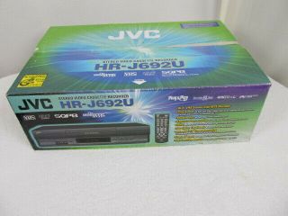 Jvc Hr - J692u Vcr Vhs Player 4 Head Hi - Fi Stereo Video Cassette Recorder