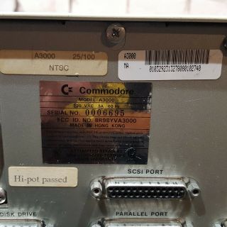 Commodore Amiga 3000 Computer 030/25Mhz 2MB Chip/16MB Fast SCSI 120mb HD,  FB357A 7