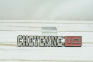 Vintage.  1971 - 1972 Chevrolet Truck Cheyenne 10 Emblem Gm Pt 3994683