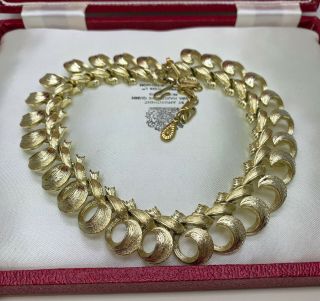 Vintage Jewellery Signed Lisner Gold Plated Necklace