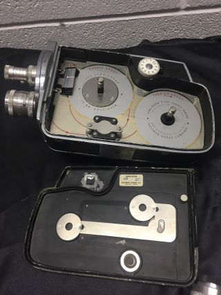 Vintage KODAK K - 100 TURRET 16mm Film Reel Movie Camera w/ Accessories 8