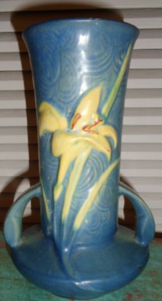 Vintage Roseville Zephyr Lily Blue Vase 7 1/4 " Tall