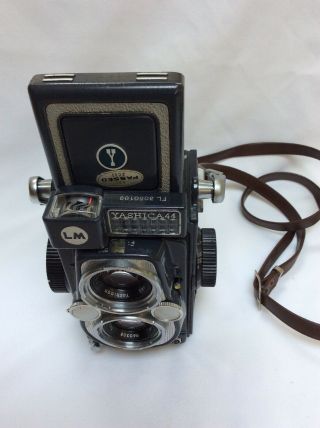 Yashica 44 TLR camera w/60mm f/3.  5 Yashinon lenses TLR Parts/Repair 2