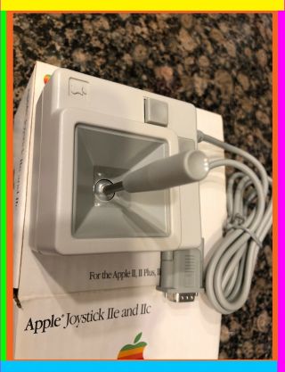Apple Joystick For Iie 2e And Iic 2c With Box - A2m2012