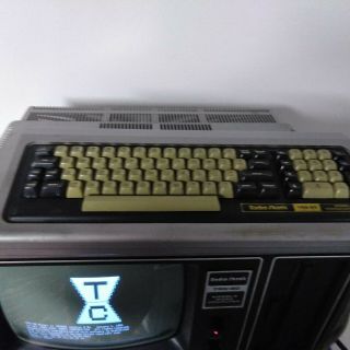 TRS - 80 model ii 2 complete with 64k memory 10