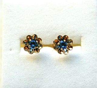 Vintage 14K Yellow Gold & Blue Stone Flower Shape Stud Earrings, .  95g 2