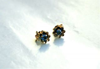 Vintage 14K Yellow Gold & Blue Stone Flower Shape Stud Earrings, .  95g 4