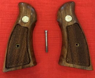 S&w N Frame Grips Factory Walnut Vintage Revolver Smith And Wesson 357 44 27 29