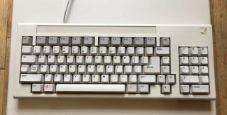 Box Authentic Commodore Amiga 1000 A1000 Keyboard & Computer 5
