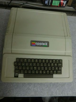 Vintage Apple Ii Plus Computer A2s1016 Serial No.  A2s2 - 95443 Not