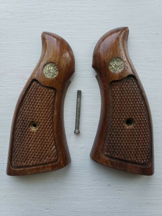 Smith & Wesson Vintage Factory Grips For S&w K - Frame Revolver