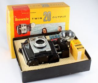 Kodak Brownie Twin 20 Outfit For 620 Film