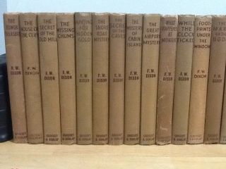 HARDY BOYS COMPLETE 30 VOLUME SET OF “BROWNS” WITH ORANGE END PAPERS 1932 - 51 3