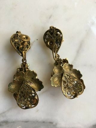 Vintage Miriam Haskell pearl & seed dangle screw on earrings unsigned 2