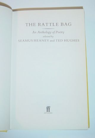 Seamus Heaney & Ted Hughes - THE RATTLE BAG - UK 1st / 1st Faber Hardback 1982 5