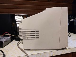 Commodore 1084S - P Video Monitor for Amiga 4
