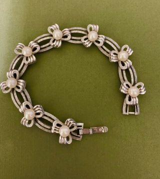 Silver Tone Vintage Trifari Bracelet With Bows And Imitation Pearls