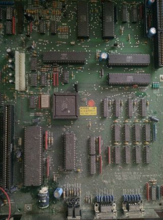 Commodore AMIGA 2000HD - - 3