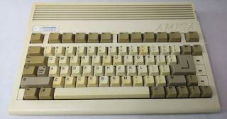 Commodore Amiga A600 Hd Computer Sn 231065 Parts