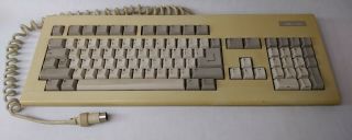 Commodore Amiga 2000 Keyboard Sn 29049177