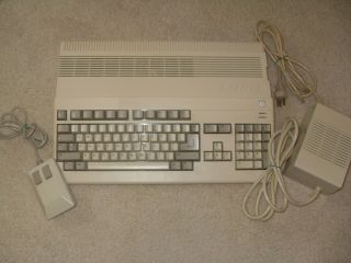 Amiga 500 Commodore Computer A500 With Power Supply - Parts