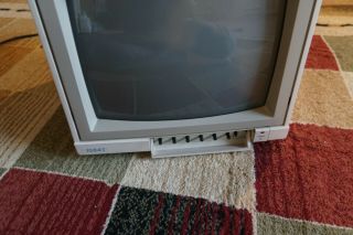 Commodore 64 & Amiga 1084S Monitor 6
