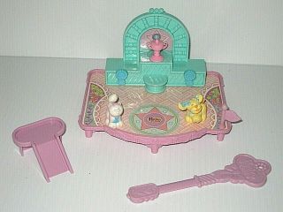 Vintage Fisher Price Precious Places Pet Playset Grand Stand Pageant Figure Key,
