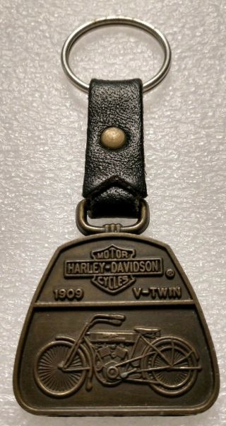 Vintage 1987 Harley - Davidson 1909 V - Twin Brass Key Fob Or Key Chain Gently