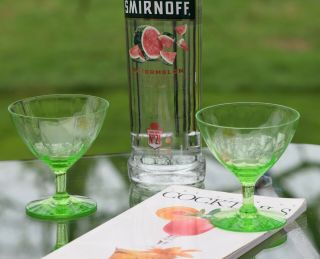 Vintage Green Vaseline Uranium Glass Cocktail Martini Glasses,  Set Of 4